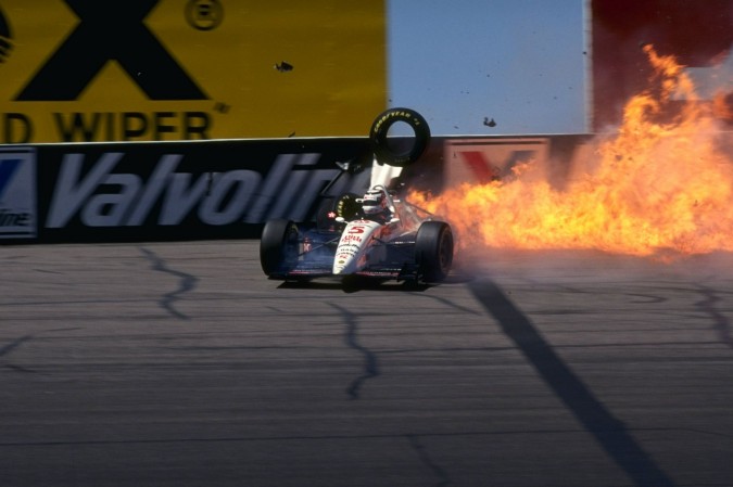 Mansell-crash-in-Indy-Car-1993-2137583