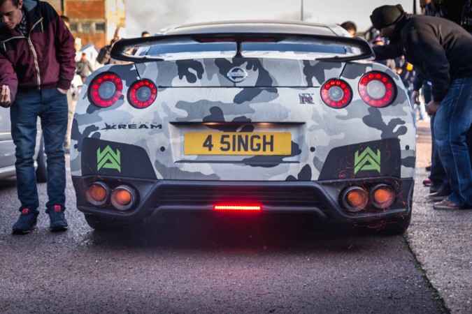 How Hot Does A Car Exhaust Get? Nissan GTR shooting flames