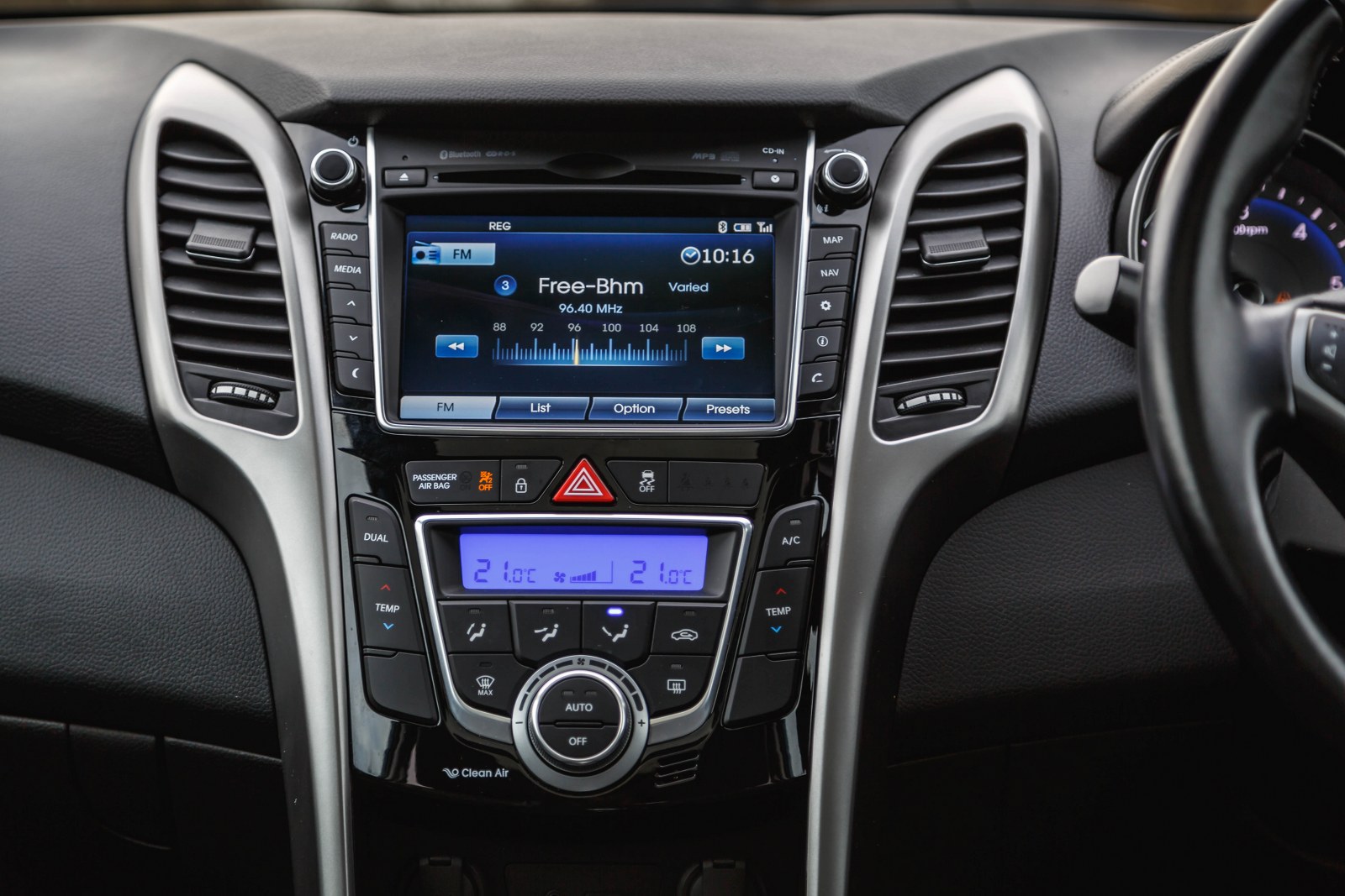 Driven Hyundai i30 Sport Nav Review