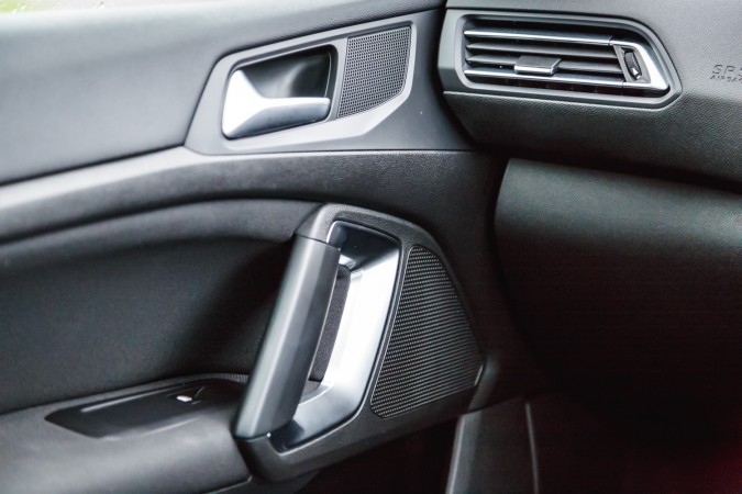 Peugeot 308 by Ross Jukes