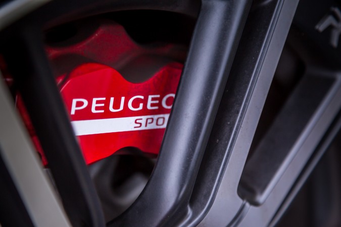 Peugeot RCZ R (80)