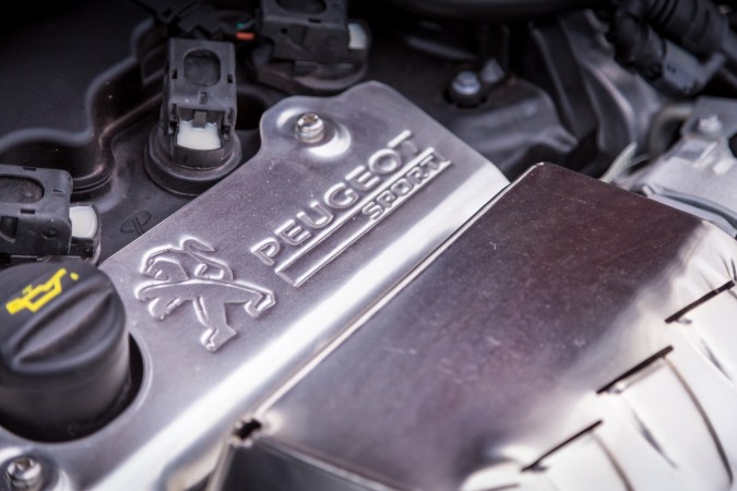 Peugeot RCZ R (90)
