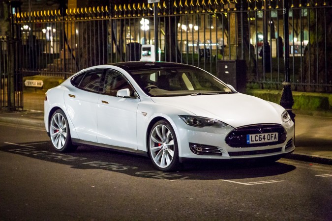 Tesla Model S P85 Birmingham 13