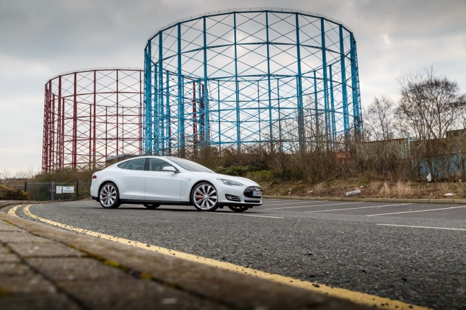 Tesla Model S P85 Birmingham 35