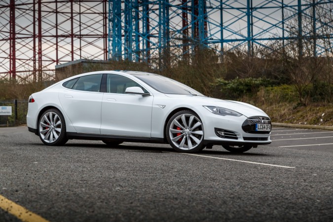 Tesla Model S P85 Birmingham 36