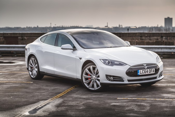 Tesla Model S P85 Birmingham 52