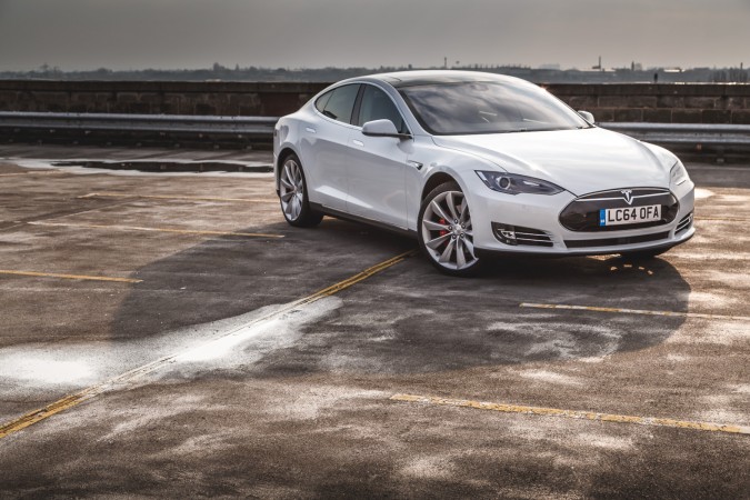 Tesla Model S P85 Birmingham 55