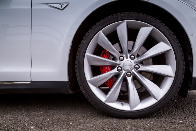 Tesla Model S P85 Birmingham 88