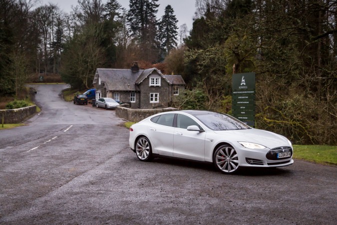 Tesla Model S P85 Scotland Trip 92