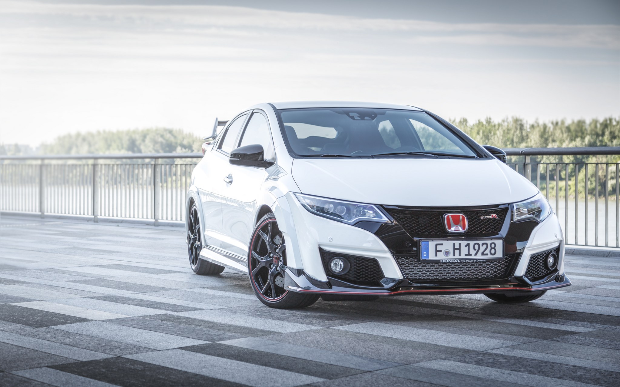 Honda civic type r gt review