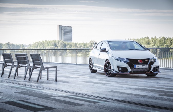 2015 Honda Civic Type R Road 10