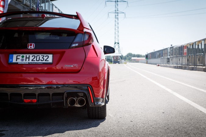 2015 Honda Civic Type R Track 47