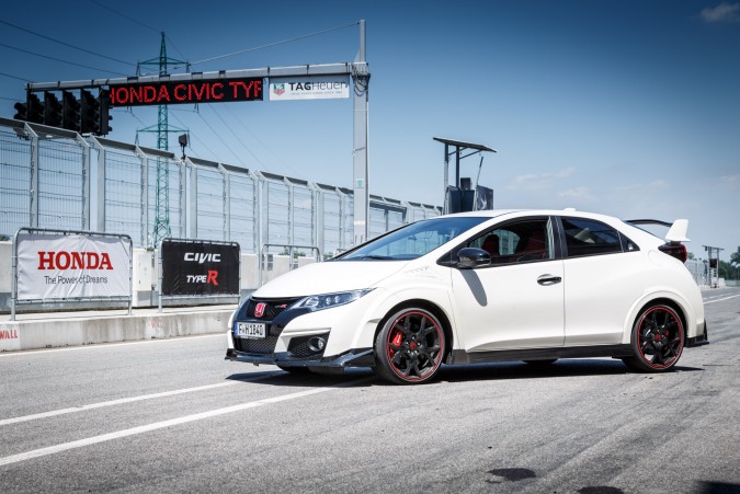 2015 Honda Civic Type R Track 6