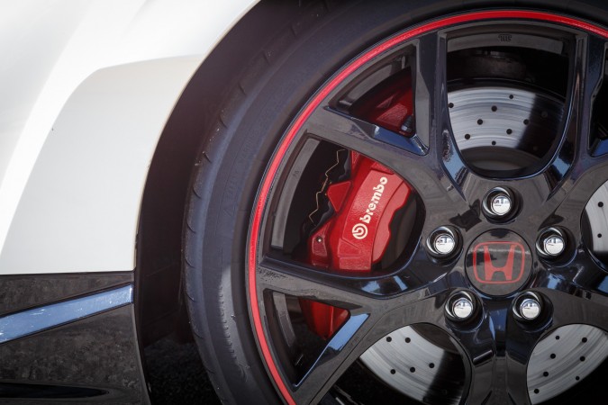 2015 Honda Civic Type R Track 64