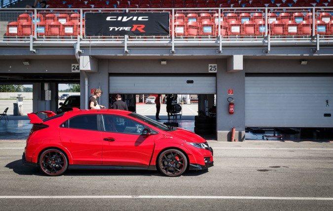 2015 Honda Civic Type R Track 69