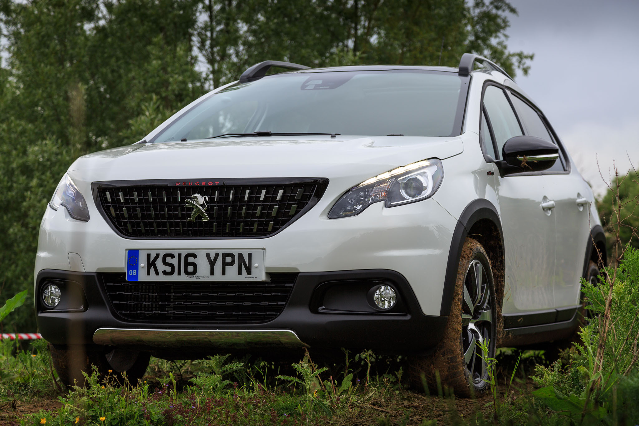 2016 Peugeot 2008 Compact SUV GT Line Gallery