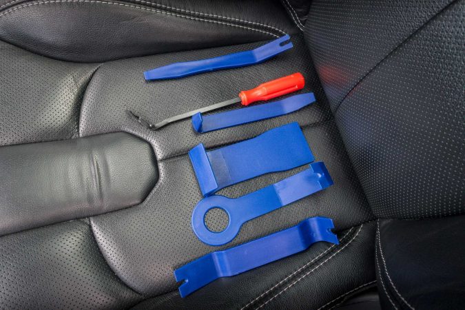 These are the plastic lever tools needed for the job.