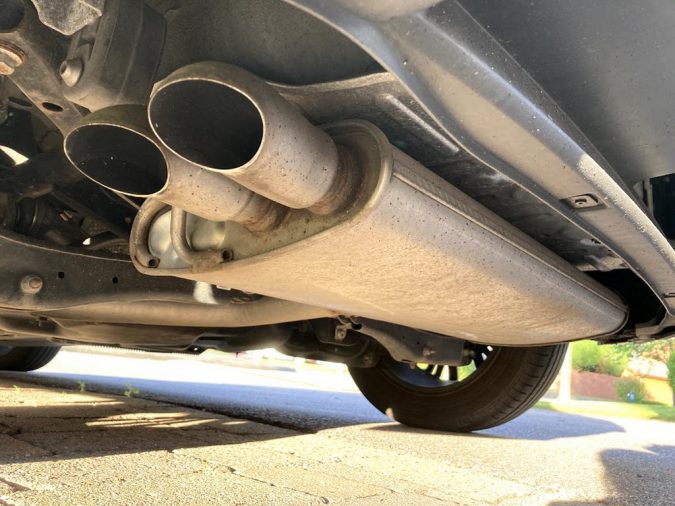 Removing Catalytic Converter VW Golf TSI Bluemotion exhaust tailpipe muffler
