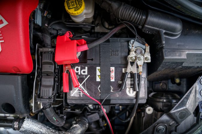 how to test a car battery
