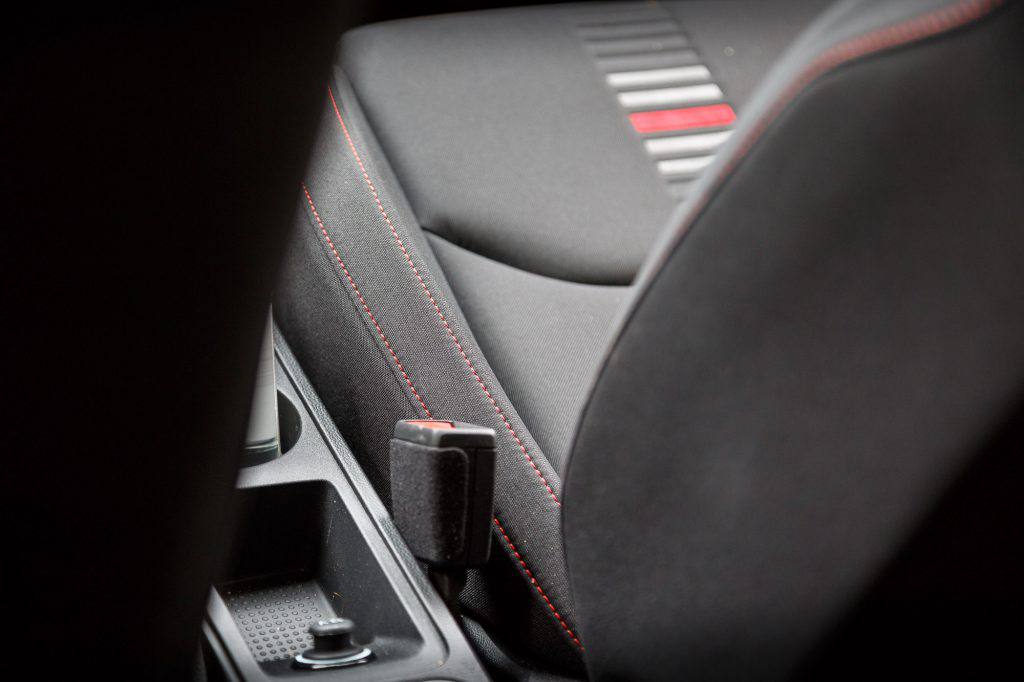 How To Fix A Seatbelt That Won't Retract