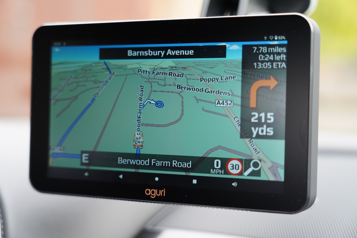Aguri Motorhome & Caravan RV760 Sat Nav Review