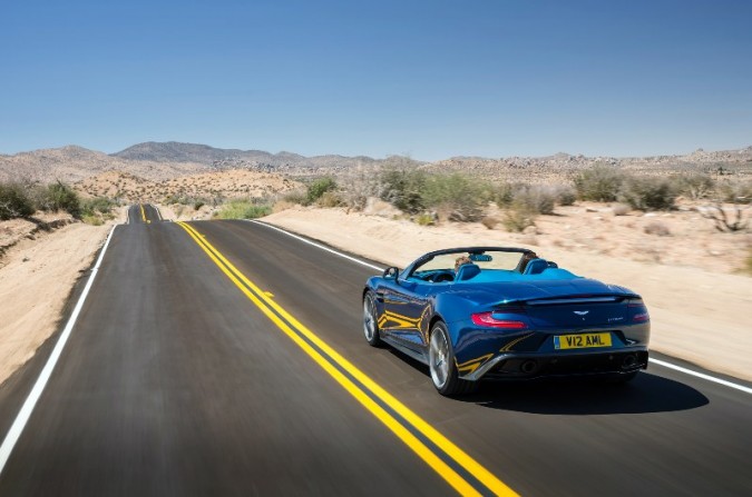 Aston Martin 2013 Vanquish Volante (2)