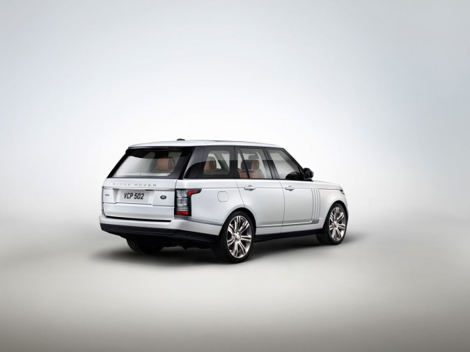 Range Rover L (1)