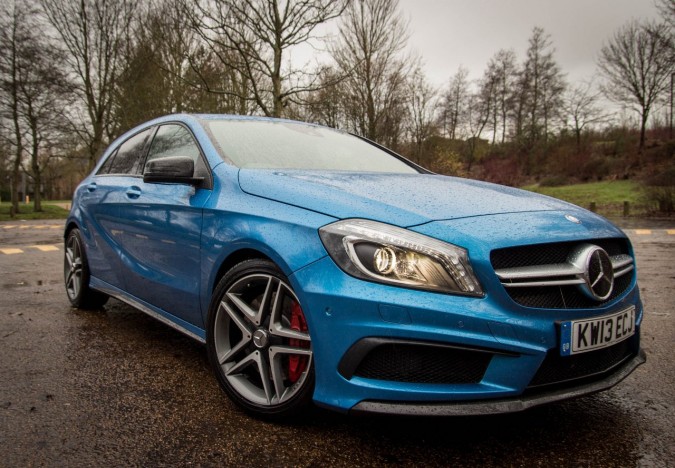 Mercedes-Benz A45 AMG (22)_1280x888