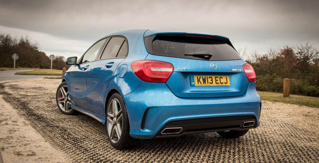 Mercedes Benz A45 AMG 51 1280x853