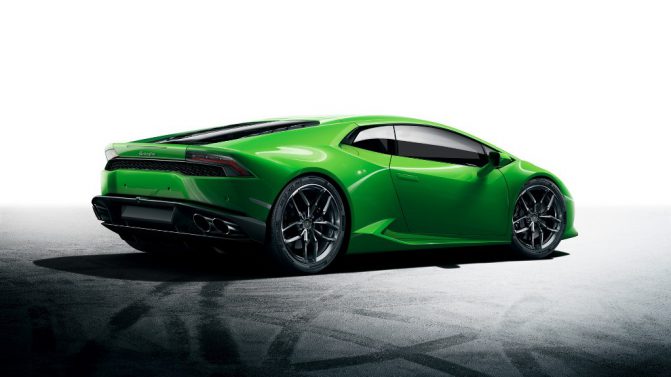 Lamborghini Huracan 3