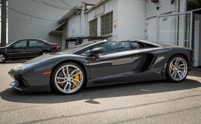 Lamborghini Aventador Spyder (5)