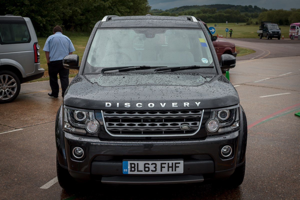 Продажа дискавери. Land Rover Discovery 2014. Ленд Ровер Дискавери 2014г. Land Rover Discovery 4. Discovery 4 2014.