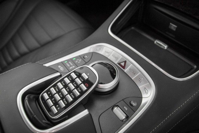Mercedes S Class S 400 Hybrid-0030_1200x800