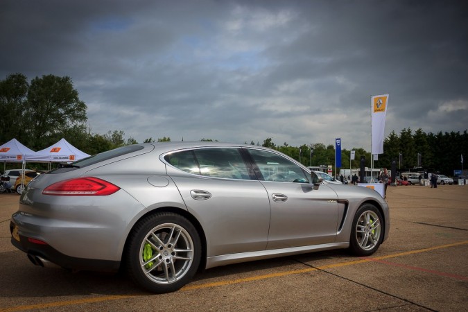 Porsche Panamera e hybrid SMMT 2014 (1)