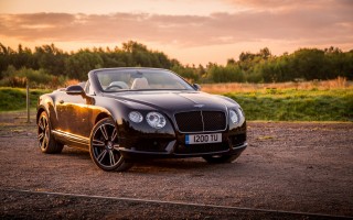 Bentley Continental GTC V8 RM 61