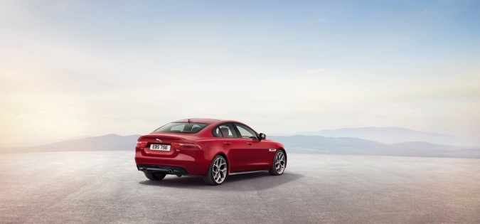 Jaguar XE (12)