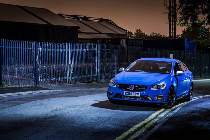 Volvo S60 R Design 19 1600x1067