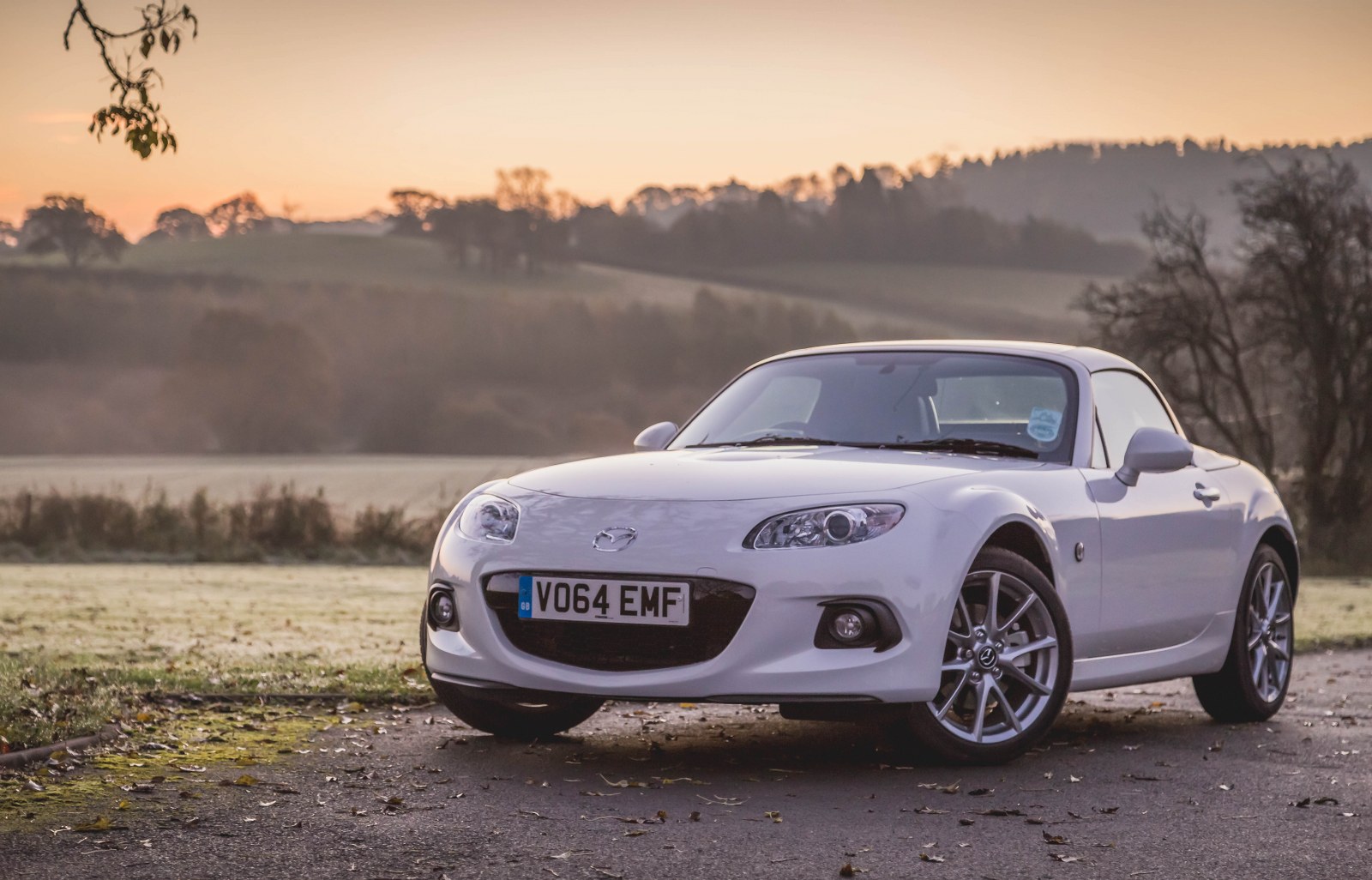 Mazda MX-5 Review - 2014 Sport Coupe Reviewed by Motor Verso