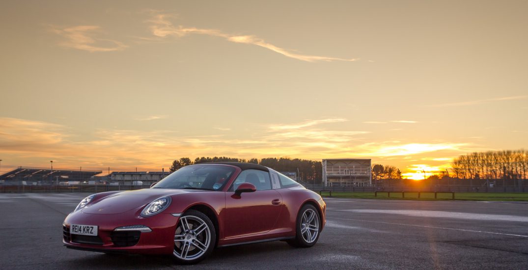 Porsche 911 Targa 4 302