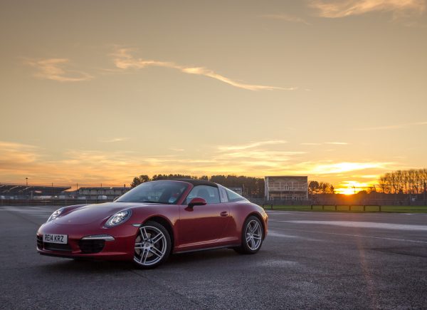 Porsche 911 Targa 4 302