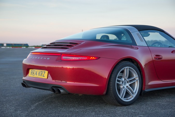 Porsche 911 Targa 4-312