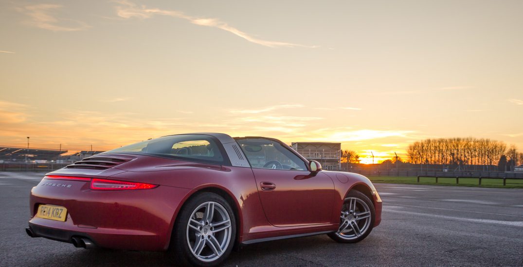 Porsche 911 Targa 4 318