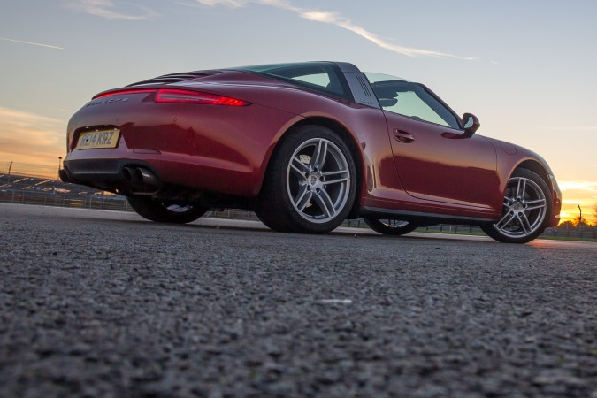 Porsche 911 Targa 4-319