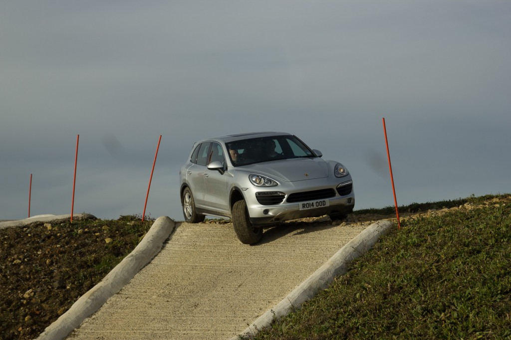 Teaser This is How Good the Porsche Cayenne is Off Road