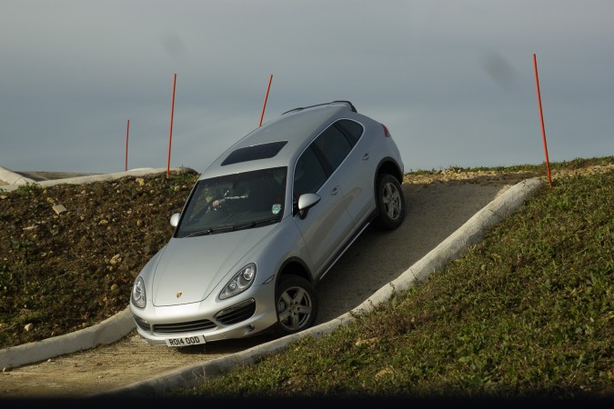 porsche cayenne off road