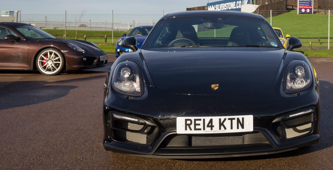 Porsche Cayman GTS 16