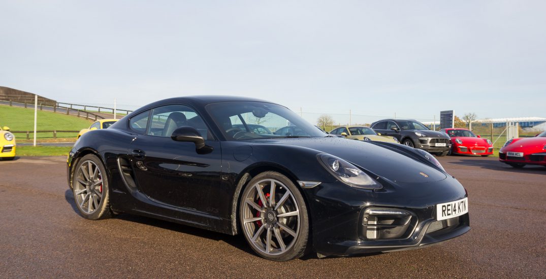 Porsche Cayman GTS 20