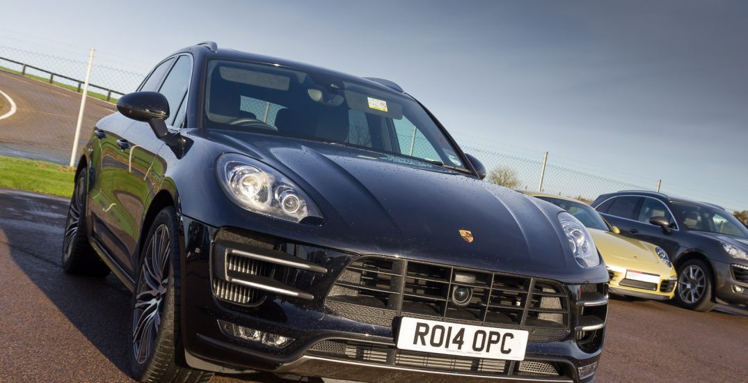 Porsche Macan Turbo 10