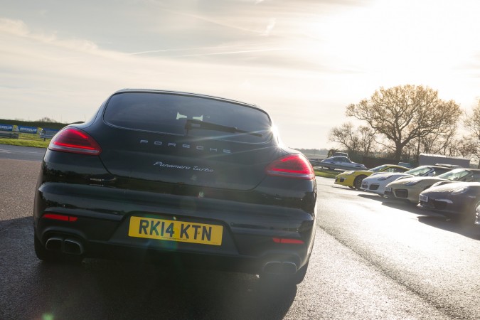 Porsche Panamera Turbo-3