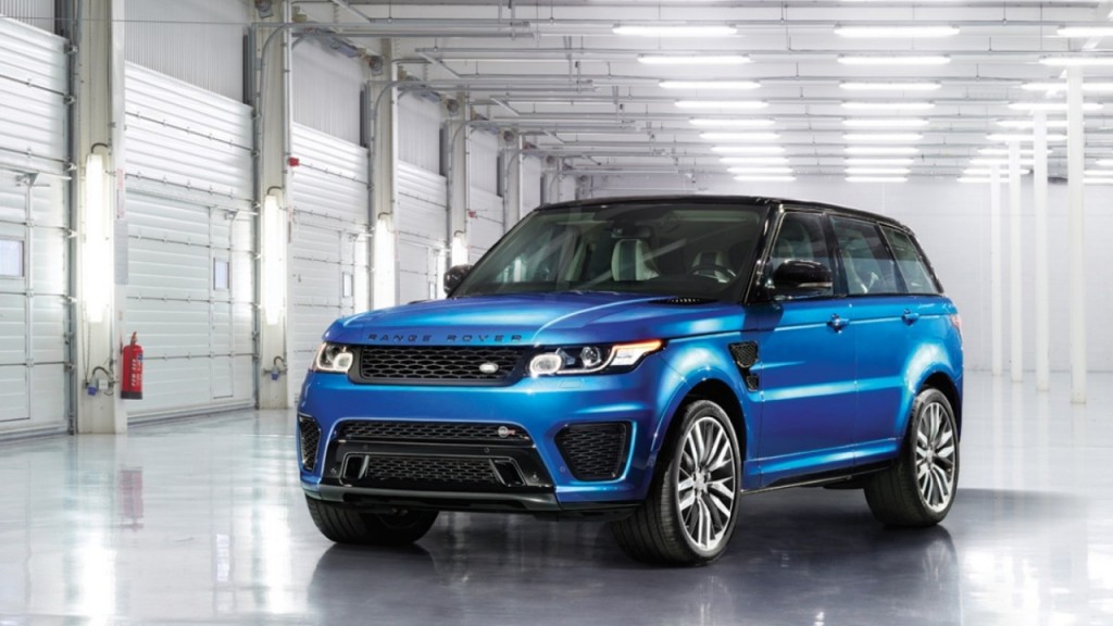 Range Rover Sport SVR Drifting